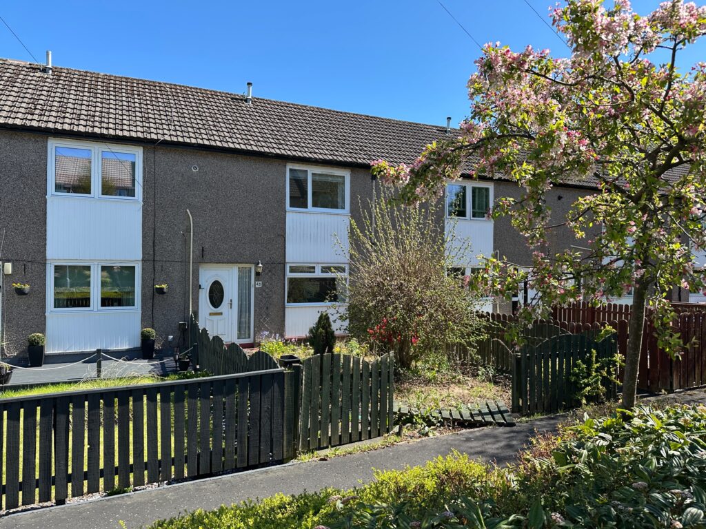 Carradale Avenue, Tamfourhill, Falkirk
